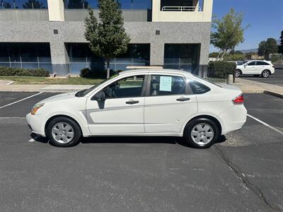 2011 Ford Focus S   - Photo 3 - Albuquerque, NM 87110