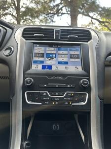 2019 Ford Fusion SEL   - Photo 12 - Albuquerque, NM 87110