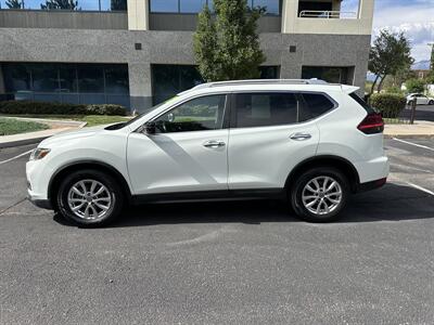 2017 Nissan Rogue SV   - Photo 3 - Albuquerque, NM 87110