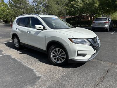 2017 Nissan Rogue SV   - Photo 2 - Albuquerque, NM 87110