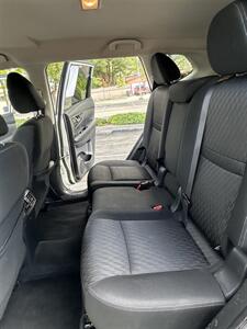 2017 Nissan Rogue SV   - Photo 14 - Albuquerque, NM 87110