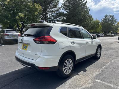 2017 Nissan Rogue SV   - Photo 6 - Albuquerque, NM 87110