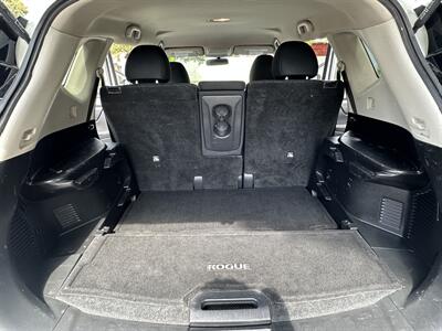 2017 Nissan Rogue SV   - Photo 16 - Albuquerque, NM 87110
