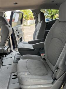 2014 Chevrolet Traverse LT   - Photo 15 - Albuquerque, NM 87110