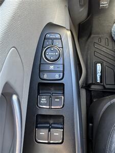 2017 Kia Sedona LX   - Photo 16 - Albuquerque, NM 87110