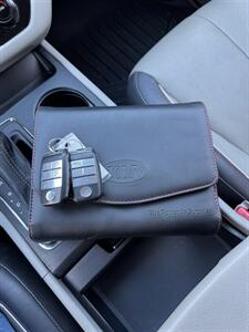 2017 Kia Sedona LX   - Photo 15 - Albuquerque, NM 87110