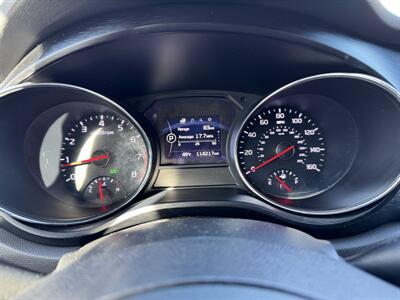 2017 Kia Sedona LX   - Photo 11 - Albuquerque, NM 87110