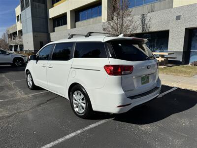 2017 Kia Sedona LX   - Photo 5 - Albuquerque, NM 87110