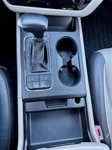 2017 Kia Sedona LX   - Photo 14 - Albuquerque, NM 87110