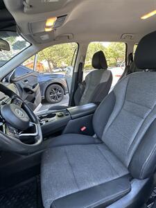 2021 Nissan Rogue SV   - Photo 7 - Albuquerque, NM 87110