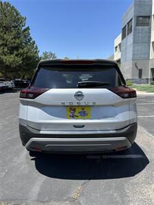 2021 Nissan Rogue SV   - Photo 6 - Albuquerque, NM 87110