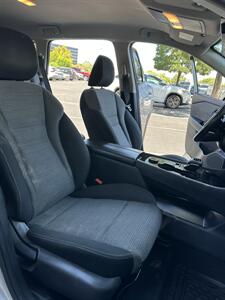 2021 Nissan Rogue SV   - Photo 11 - Albuquerque, NM 87110