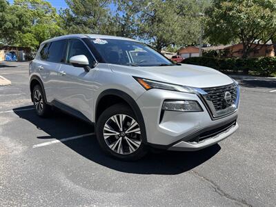 2021 Nissan Rogue SV   - Photo 2 - Albuquerque, NM 87110