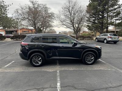 2023 Nissan Rogue S   - Photo 4 - Albuquerque, NM 87110