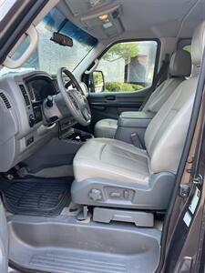 2013 Nissan NV 3500 HD SL   - Photo 11 - Albuquerque, NM 87110