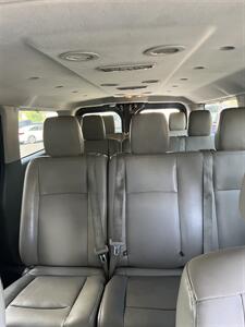 2013 Nissan NV 3500 HD SL   - Photo 21 - Albuquerque, NM 87110