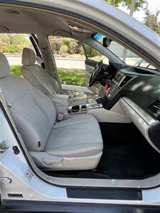 2013 Subaru Outback 2.5i Premium   - Photo 17 - Albuquerque, NM 87110