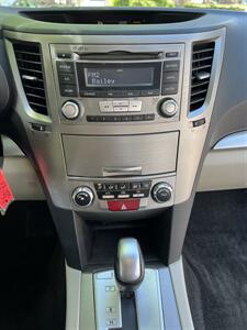 2013 Subaru Outback 2.5i Premium   - Photo 12 - Albuquerque, NM 87110