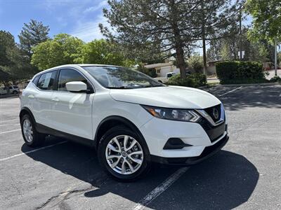 2021 Nissan Rogue Sport S   - Photo 2 - Albuquerque, NM 87110