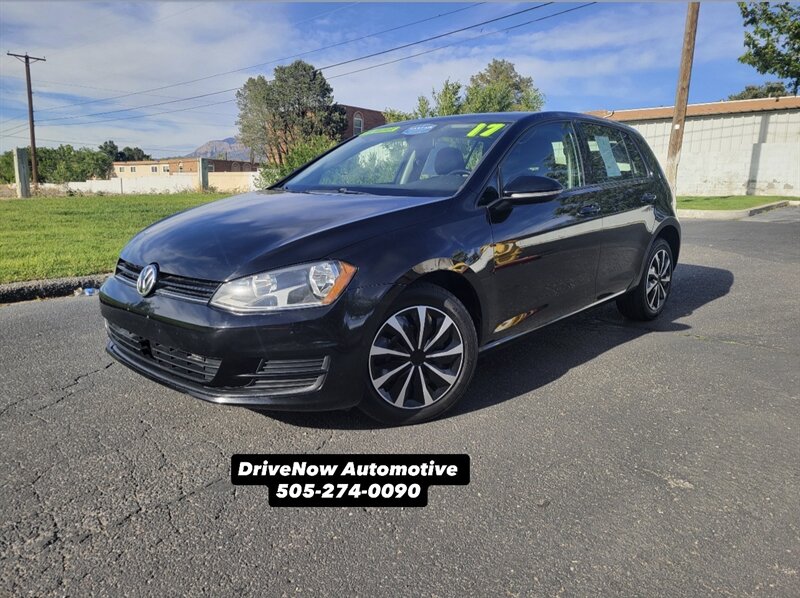 2017 Volkswagen Golf TSI SE   - Photo 1 - Albuquerque, NM 87110