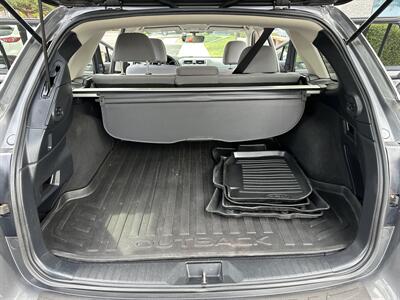 2018 Subaru Outback 2.5i Premium   - Photo 19 - Albuquerque, NM 87110