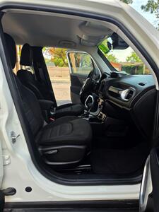 2018 Jeep Renegade Latitude   - Photo 17 - Albuquerque, NM 87110
