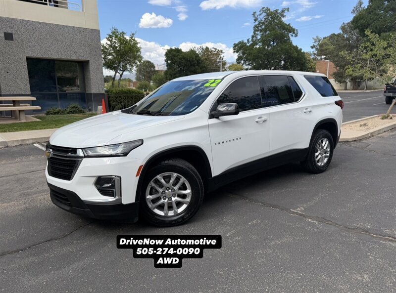 2022 Chevrolet Traverse LS  
