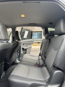 2014 Toyota Prius v Two   - Photo 18 - Albuquerque, NM 87110