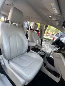 2021 Chrysler Voyager LXi   - Photo 14 - Albuquerque, NM 87110