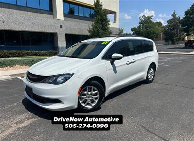 2021 Chrysler Voyager LXi   - Photo 1 - Albuquerque, NM 87110