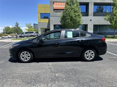 2019 Chevrolet Cruze LS   - Photo 3 - Albuquerque, NM 87110