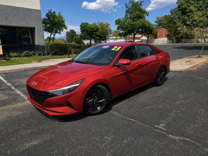 2023 Hyundai ELANTRA SEL   - Photo 1 - Albuquerque, NM 87110