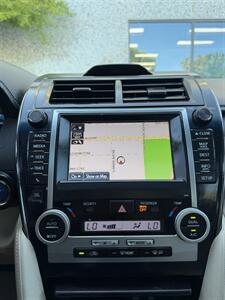 2012 Toyota Camry Hybrid XLE   - Photo 12 - Albuquerque, NM 87110