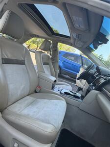 2012 Toyota Camry Hybrid XLE   - Photo 15 - Albuquerque, NM 87110