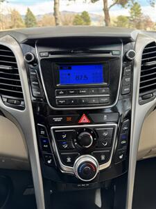 2016 Hyundai ELANTRA GT   - Photo 10 - Albuquerque, NM 87110