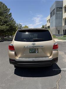 2012 Toyota Highlander SE   - Photo 8 - Albuquerque, NM 87110