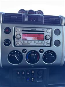 2012 Toyota FJ Cruiser   - Photo 12 - Albuquerque, NM 87110
