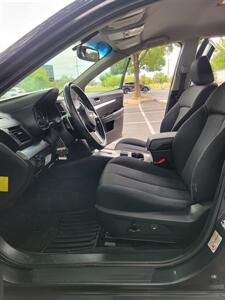 2010 Subaru Outback 2.5i Premium   - Photo 9 - Albuquerque, NM 87110