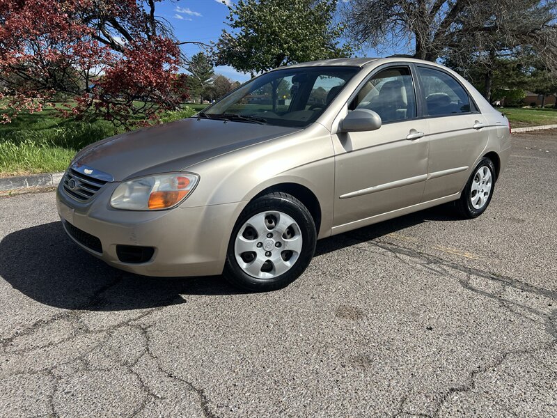 2007 Kia Spectra EX   - Photo 1 - Albuquerque, NM 87110