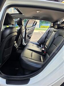 2018 Kia Stinger Premium   - Photo 19 - Albuquerque, NM 87110