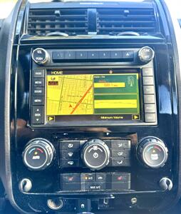 2010 Ford Escape Limited   - Photo 12 - Albuquerque, NM 87110