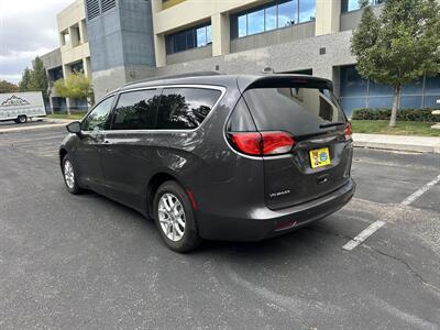 2020 Chrysler Voyager LX   - Photo 5 - Albuquerque, NM 87110