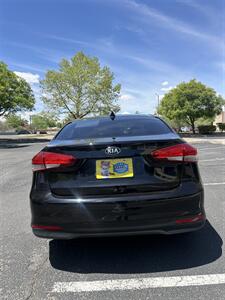 2018 Kia Forte LX   - Photo 8 - Albuquerque, NM 87110