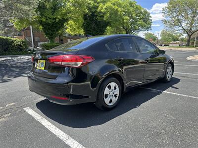 2018 Kia Forte LX   - Photo 6 - Albuquerque, NM 87110