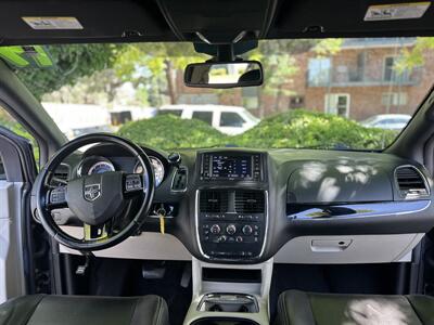 2019 Dodge Grand Caravan SXT   - Photo 10 - Albuquerque, NM 87110