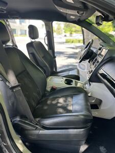 2019 Dodge Grand Caravan SXT   - Photo 13 - Albuquerque, NM 87110