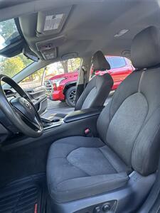 2020 Toyota Camry LE   - Photo 9 - Albuquerque, NM 87110