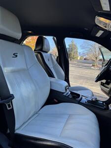 2019 Chrysler 300 Series S   - Photo 15 - Albuquerque, NM 87110