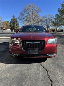2019 Chrysler 300 Series S   - Photo 7 - Albuquerque, NM 87110
