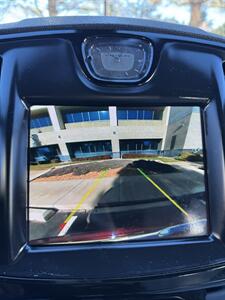 2019 Chrysler 300 Series S   - Photo 11 - Albuquerque, NM 87110